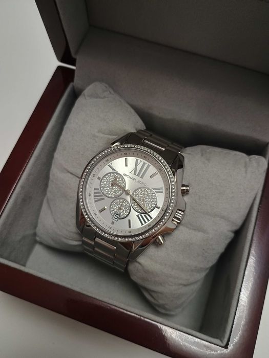 Vand ceas Michael Kors, original, crystale, superb !!