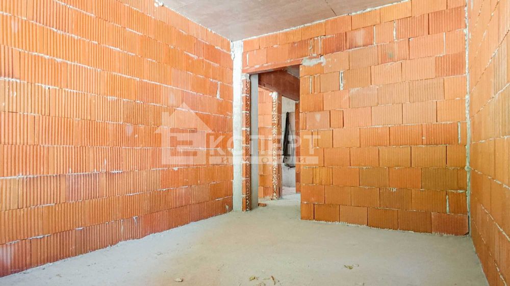 Продава се Тристаен апартамент в Пловдив, Кючук Париж - 86 кв.м за 1600 €/кв.м - Снимка #17