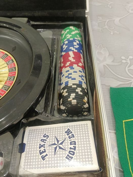 Казино с поликом