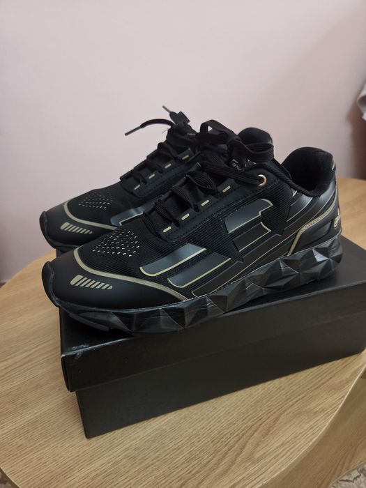 Adidași Armani EA7