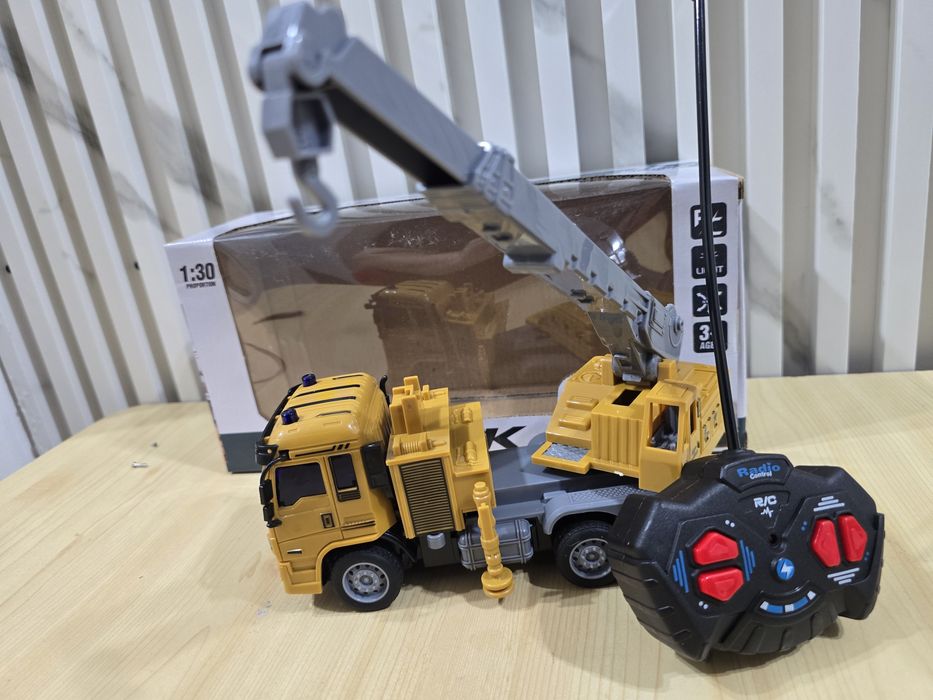 Музикална светеща количка  с дистанциинно