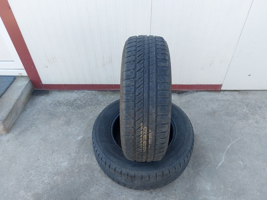 100 lei bucata! Doua anvelope M+S 215 60 16 Bridgestone