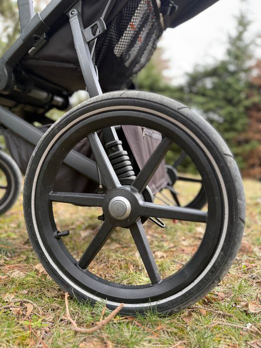 Детска количка Thule Urban Glide 2 с кош за новородено