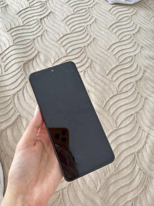 Продам телефон xiomi redmi 11 pro