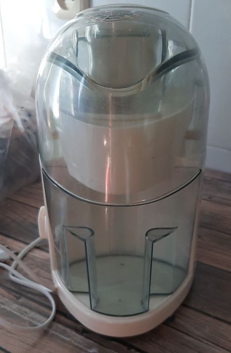 Соковыжималка Scarlett