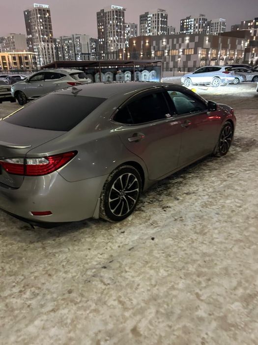 Лексус еs 250 японец