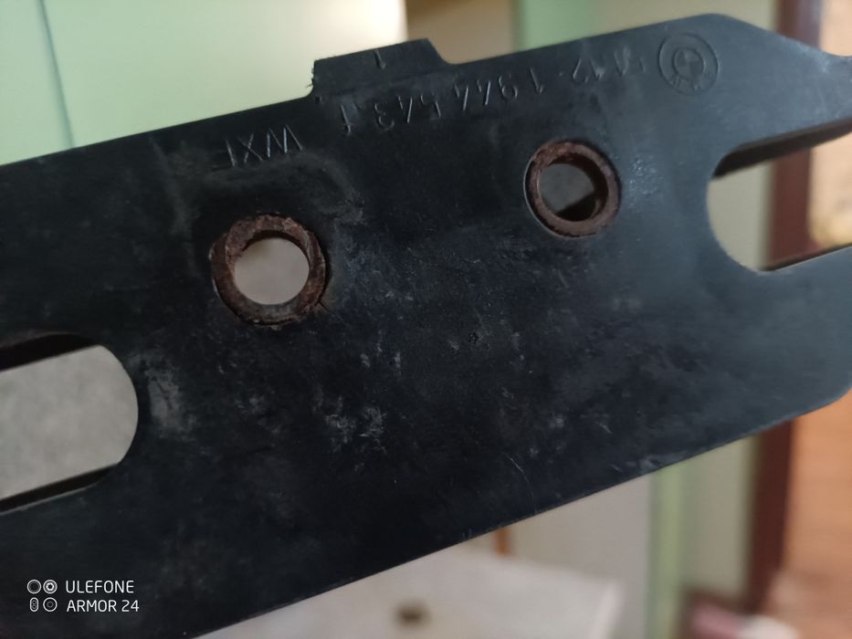 ,крепление бампер на БМВ е34