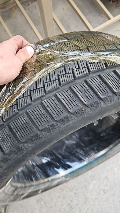 HABILEAD SNOWSHOES зимны шины на LI 9 и проче авто 265/45/21