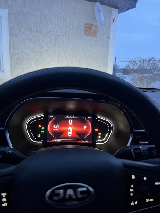 Jac j7 машина для города