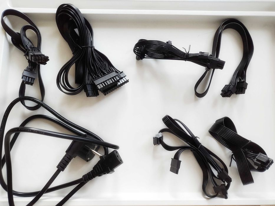 захранващ блок Gigabyte 850 вата (PSU 850W)