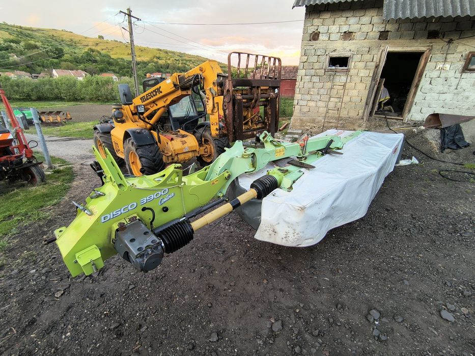 Cositoare Claas disco contour 3900