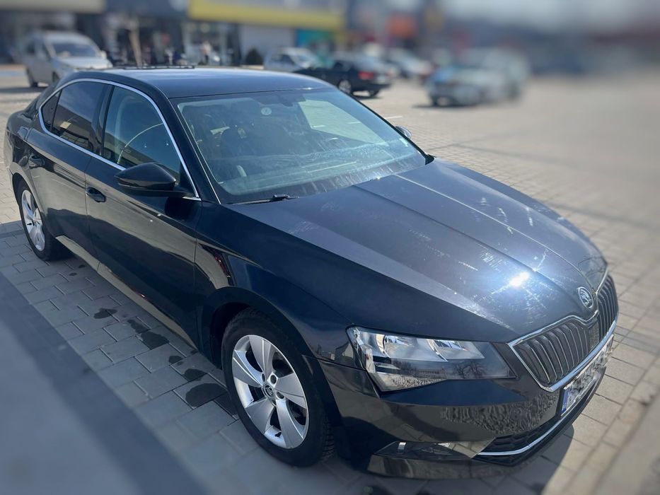 Продавам Skoda Superb
