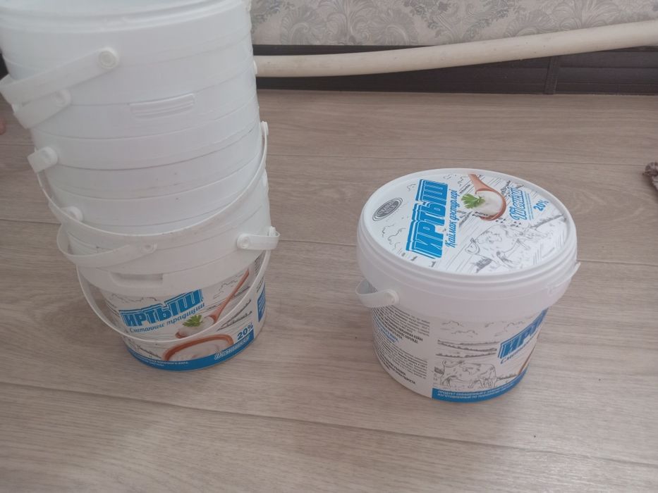 Пластмассовая посудка