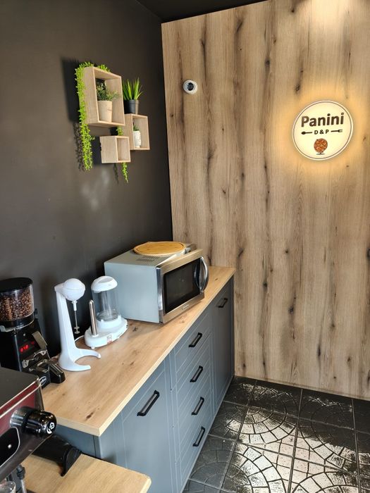 Închiriez Cafenea , Fast Food, afacere la cheie,  spatiu comercial