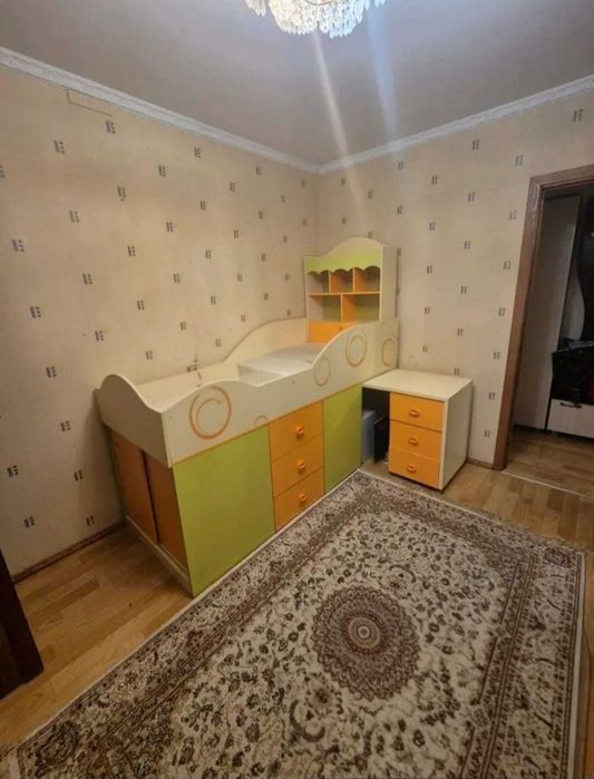 Продается 3 ком квартира район Саяхат