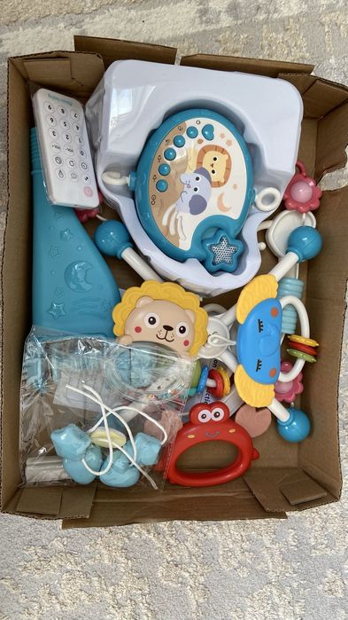 Продам игрушка-подвеска Bibi Inn