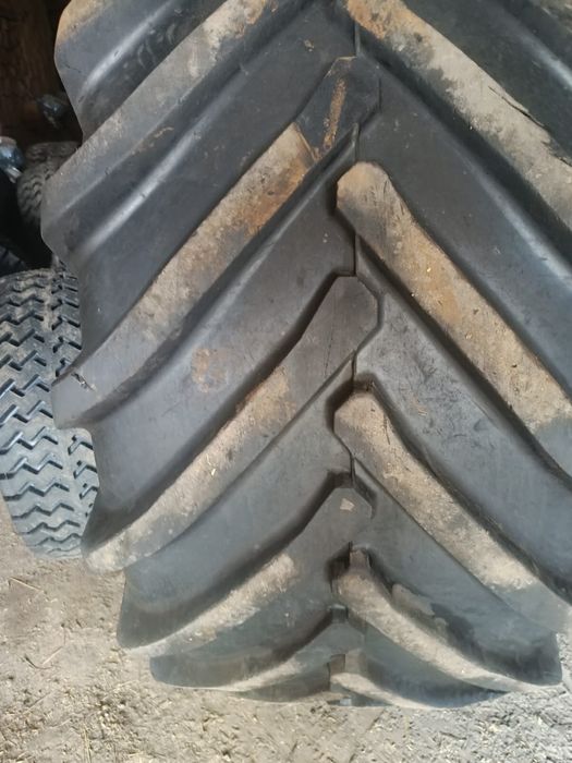 Продам резину на комбайн