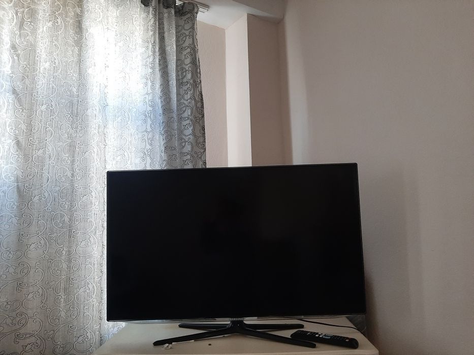Телевизор самсунг