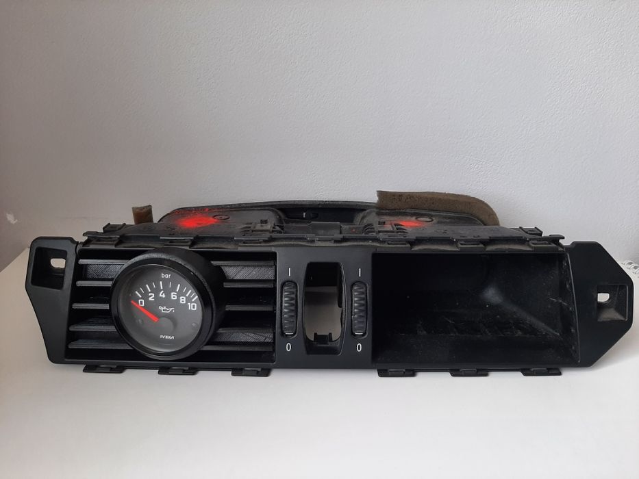 Audi A3 A4 8L 8P B5 B6 B7 стойка за уред буустметър духалка въздуховод