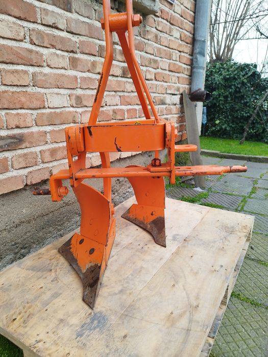 Турски плуг за малък трактор