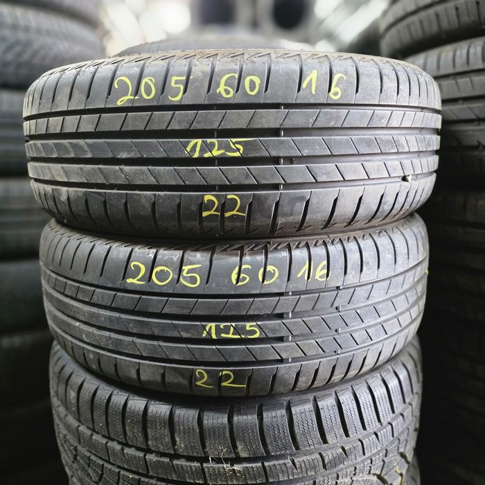 2x 205/60/16 VARA BRIDGESTONE 2022 Stare excelenta