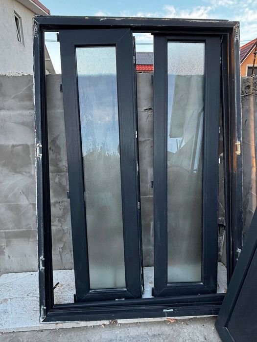 Usi de exterior duble