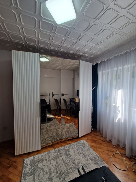 Apartament cu 3 camere