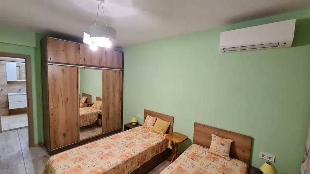 Дава се под наем Тристаен апартамент в Пловдив, Кючук Париж - 98 кв.м за 275.4 € - Снимка #3