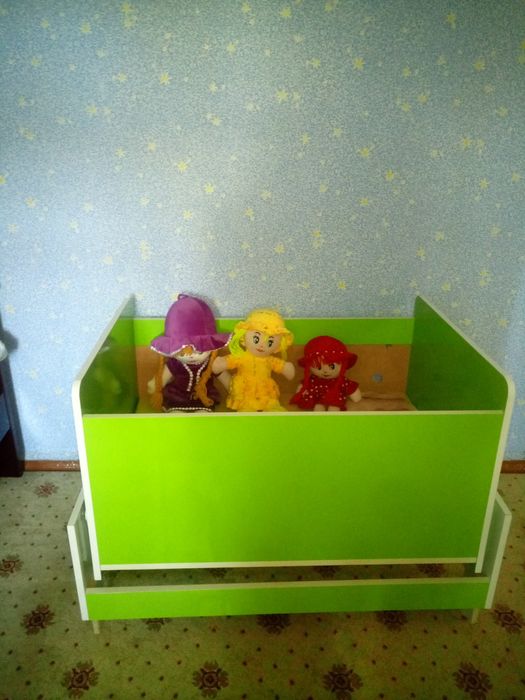 Продаю детские кроватки.