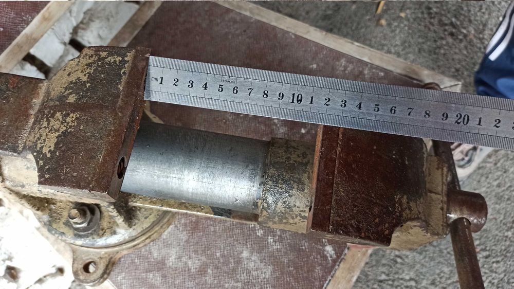 Тиски поворотные, советское качество, 67год.