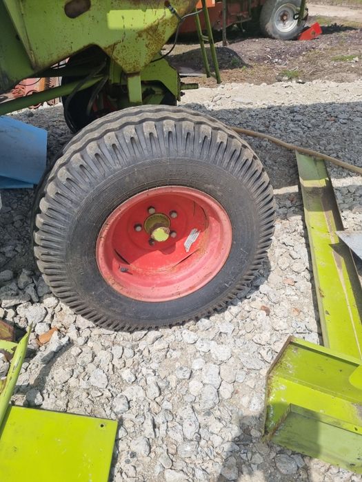 Anvelope cu jante 12.5/80-18 claas — poza 2