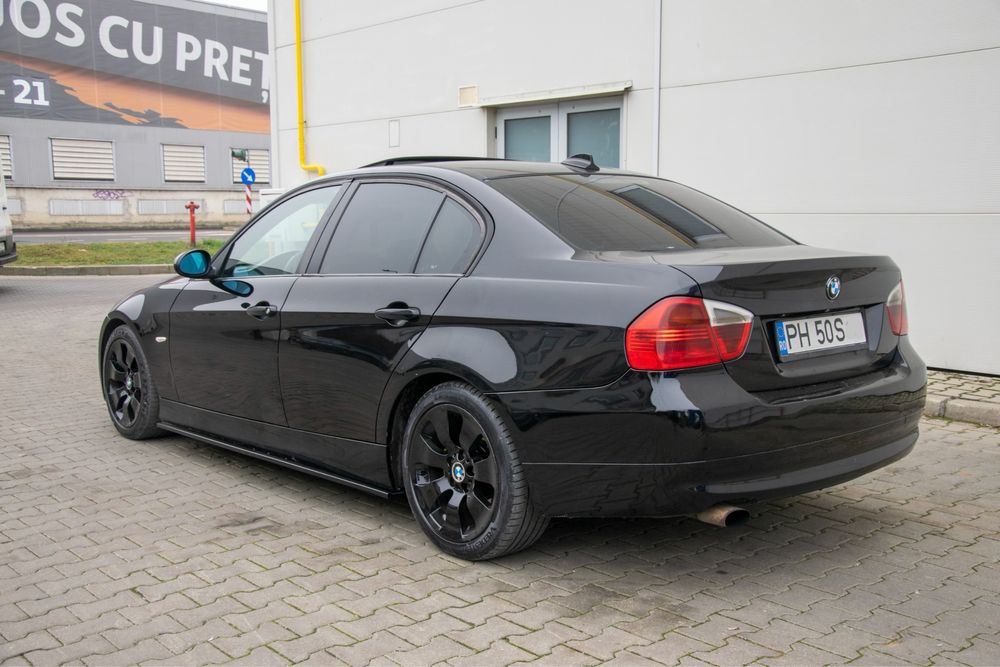 BMW Seria 3 / E90/ 320d/ Trapa/ Navigatie/ Pachet M/ Bixenon/Bluetooth