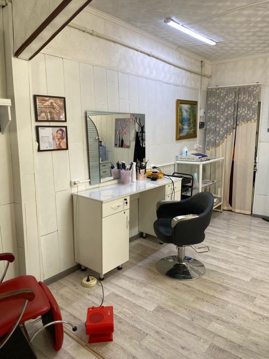 Продам мебель в парикмахерскую