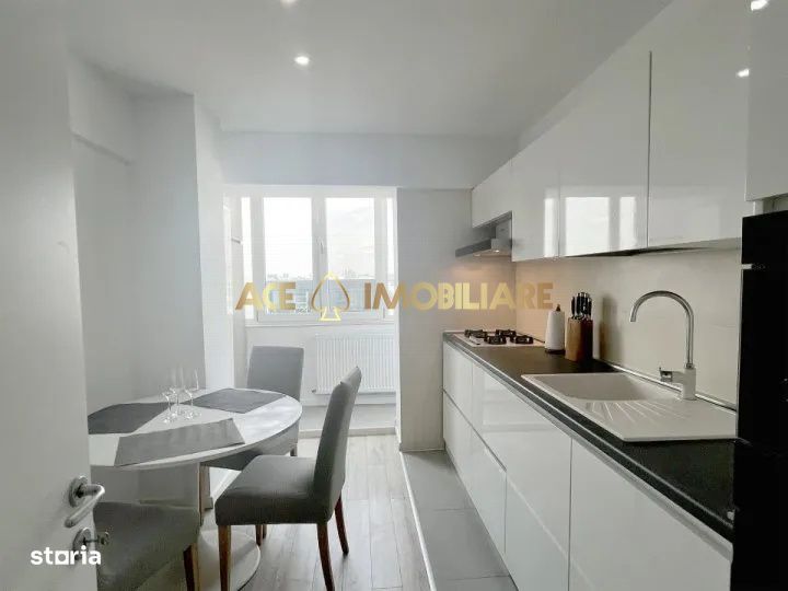 Decebal - Ultracentral | 3 camere | Centrala proprie | 2 Bai