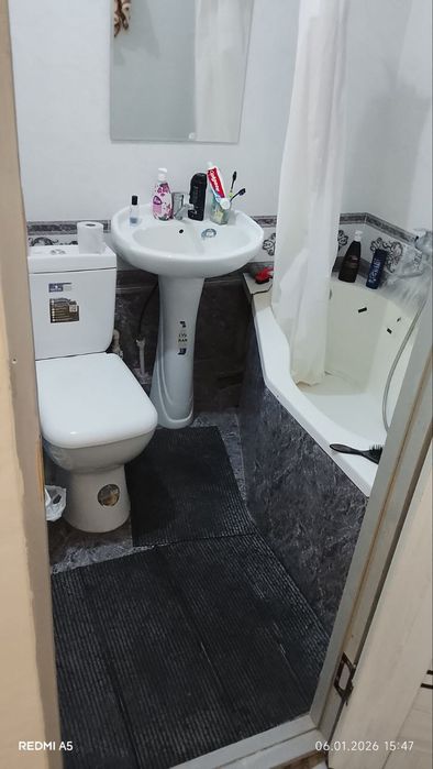 Дом сотилади 6 мкр