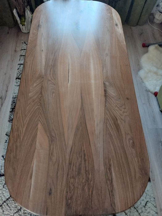 Vând masa lemn nuc
