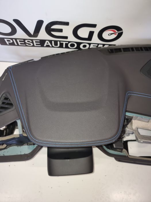 Bmw Z4 G29 plansa bord piele + cusatura albastra / cod-3013853200 OEM