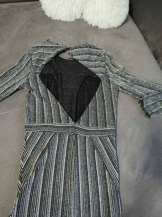 Rochie argintie cu spatele gol