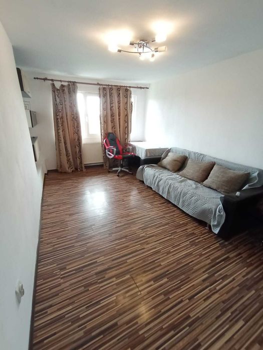 Apartament decomandat cu 2 camere, la 5 minute de mall