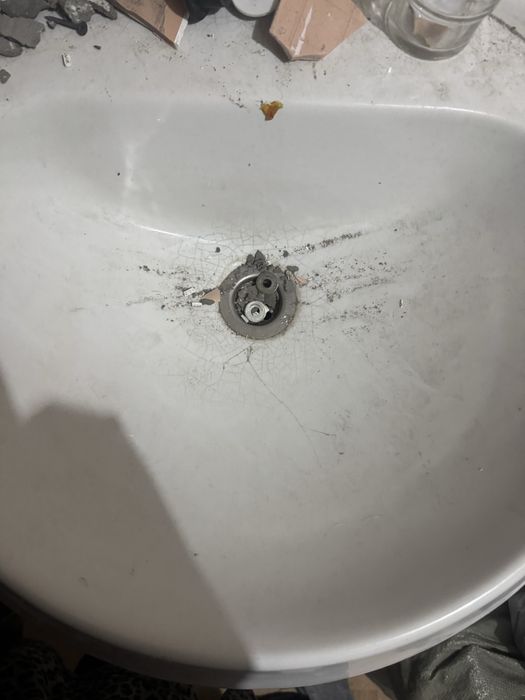 Продам раковину в ванну