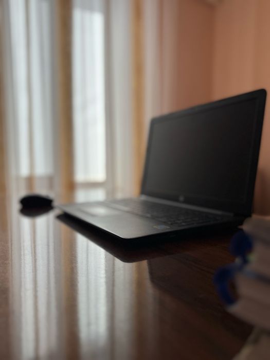 Noutbuk hp kompyuter