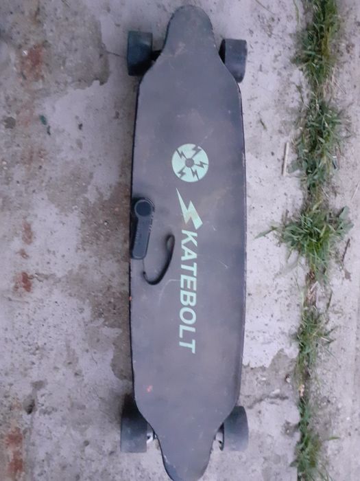 Skateboard electric longboard