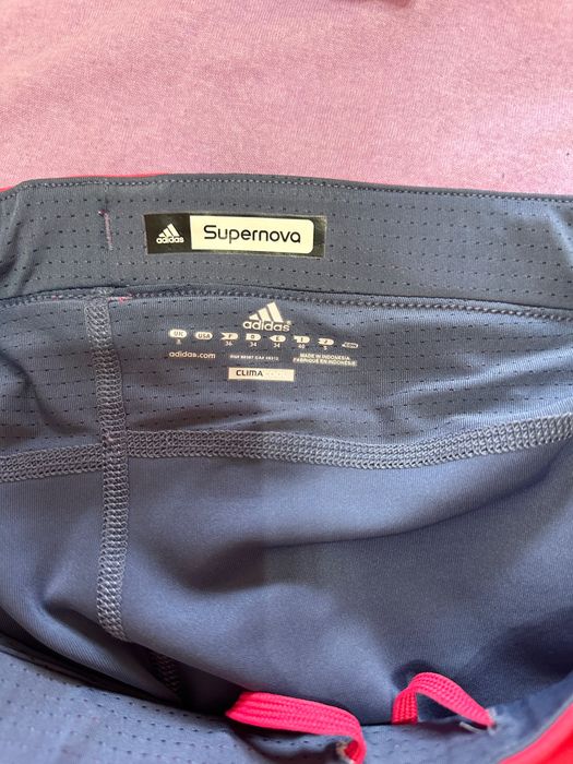 Дамски шорти за тренировка с пола adidas