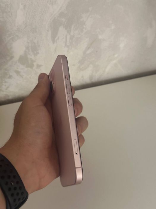 iPhone 15 128gb 77%