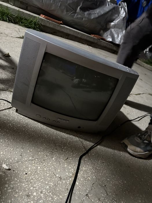 Vand tv plus tablou iasi 69 lei