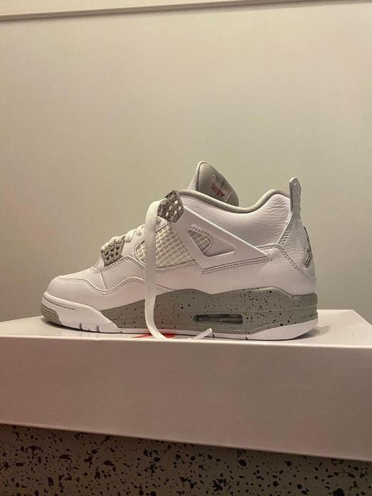 Jordan 4 White Oreo