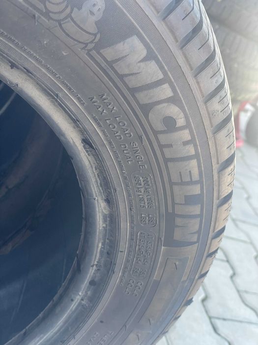 4x 215 60 17c Michelin Agilis