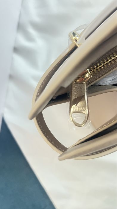 FURLA Meti Nero Cioccolato Stucco,Dalia.100%ориг.М размер,сериен номер