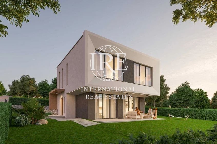 Продава се Къща в Балчик - 150 кв.м за 850 €/кв.м - Снимка #2