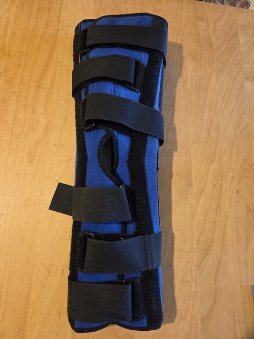 Медицинска колянна шина  55 см.